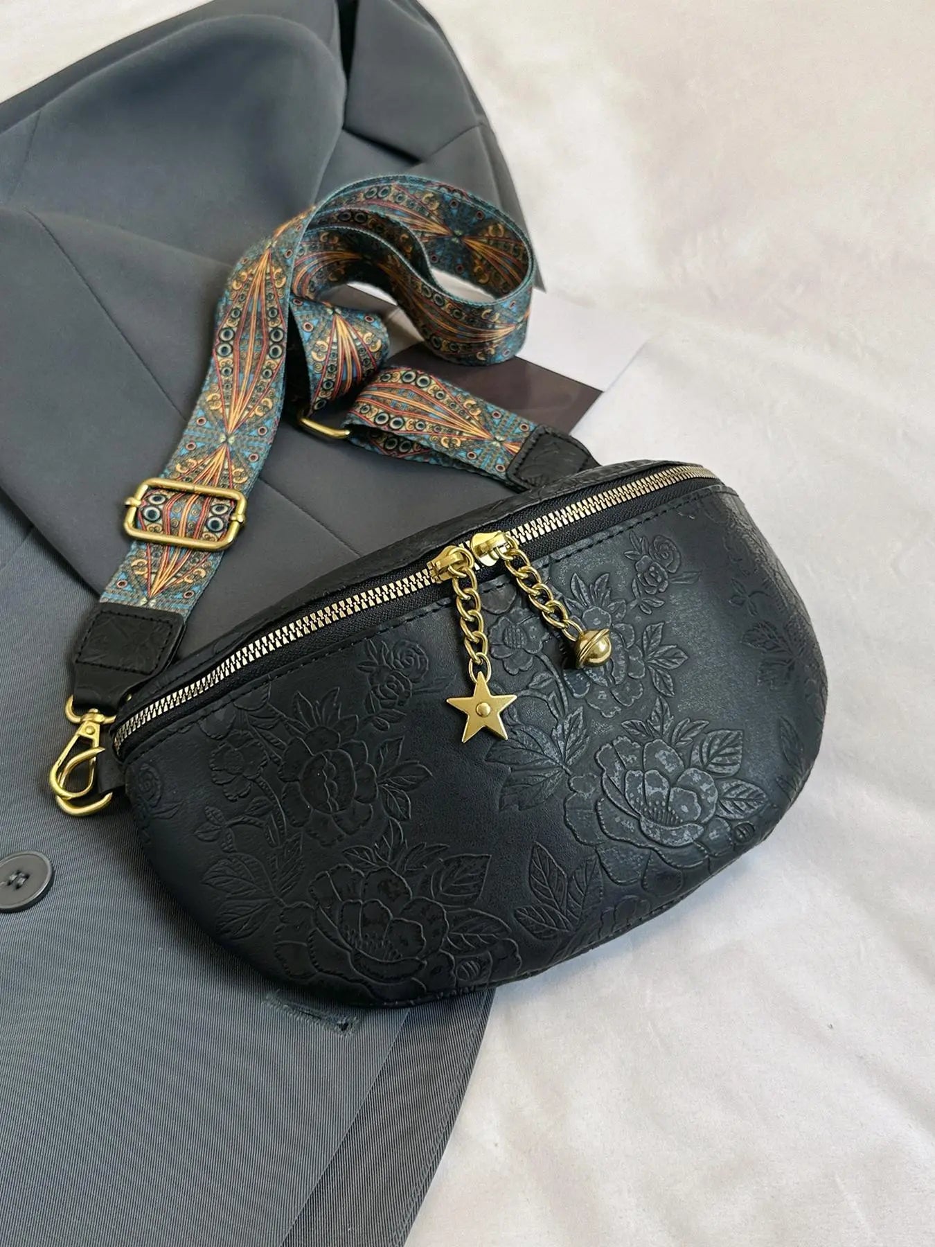 Women's Retro Floral Pattern Crossbody Fanny Pack for Women, Summer 2025 Trendy Fashion Pu Leather Zipper Belt Bag Casual Bum Bag Bumbag with Adjustable Strap for Daily Used, Versatile Bag, Fashion Waist Packs