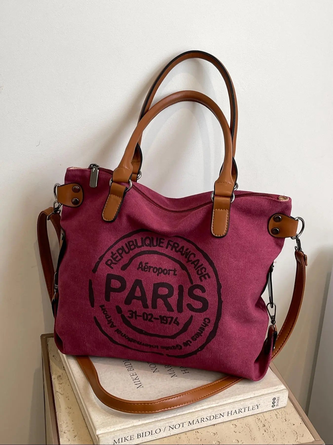 Fashionable Letter Print Handbag, Casual PU Leather Zipper Shoulder Bag for Women, Casual Versatile High-Quality Daily Commuting Bag, Trendy Shopping Bag