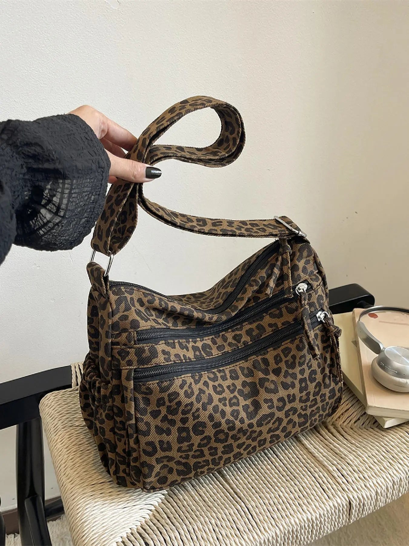 Ladies' solid color retro multi pocket canvas crossbody bag, fashionable and simple daily commuting easy to match with shoulder bag, Casual Commuter Bag, Multi Compartment Bag, Trendy Commuting Bag, Crossbody Shoulder Bags