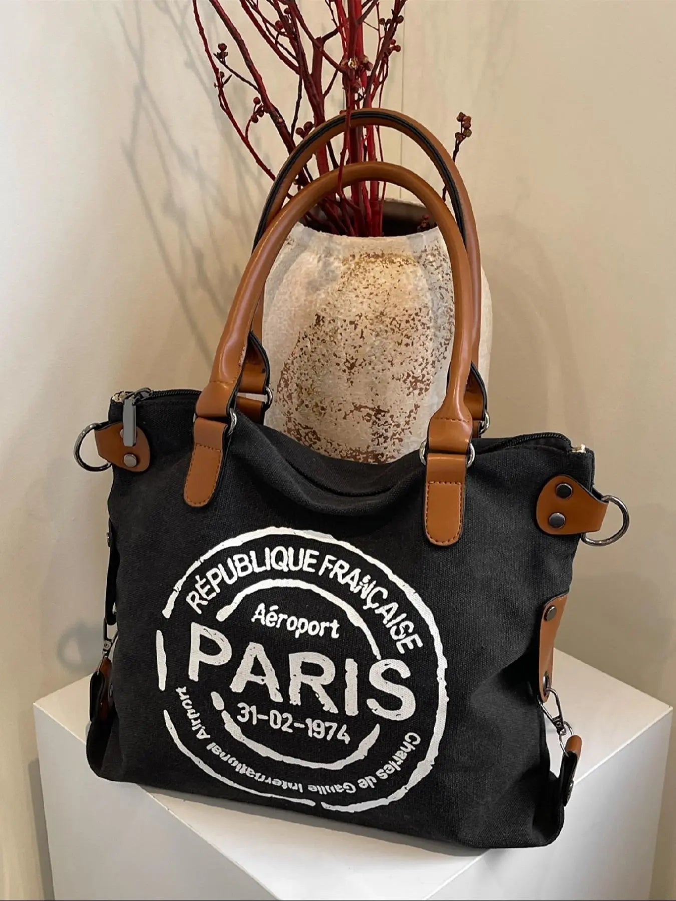 Fashionable Letter Print Handbag, Casual PU Leather Zipper Shoulder Bag for Women, Casual Versatile High-Quality Daily Commuting Bag, Trendy Shopping Bag