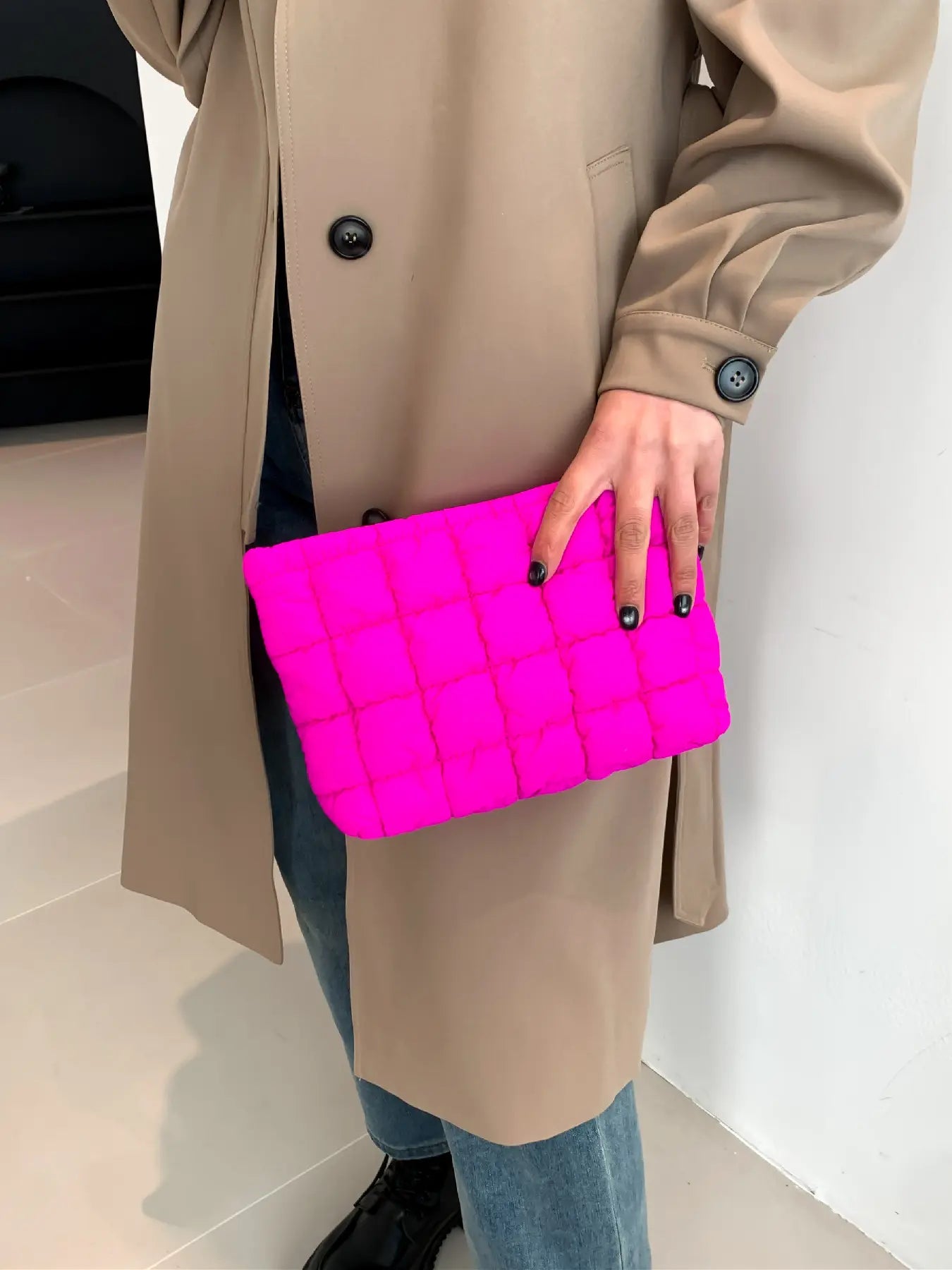 Ladies' fashion quilted plaid convenient makeup bag, casual solid color pleated design lightweight large-capacity storage bag, Portable Cosmetic Bag, Travel Beauty Bag, Cosmetic Travel Bags, Makeup Organizer Pouch, Cosmetic Pouch, Cosmetics Accessories