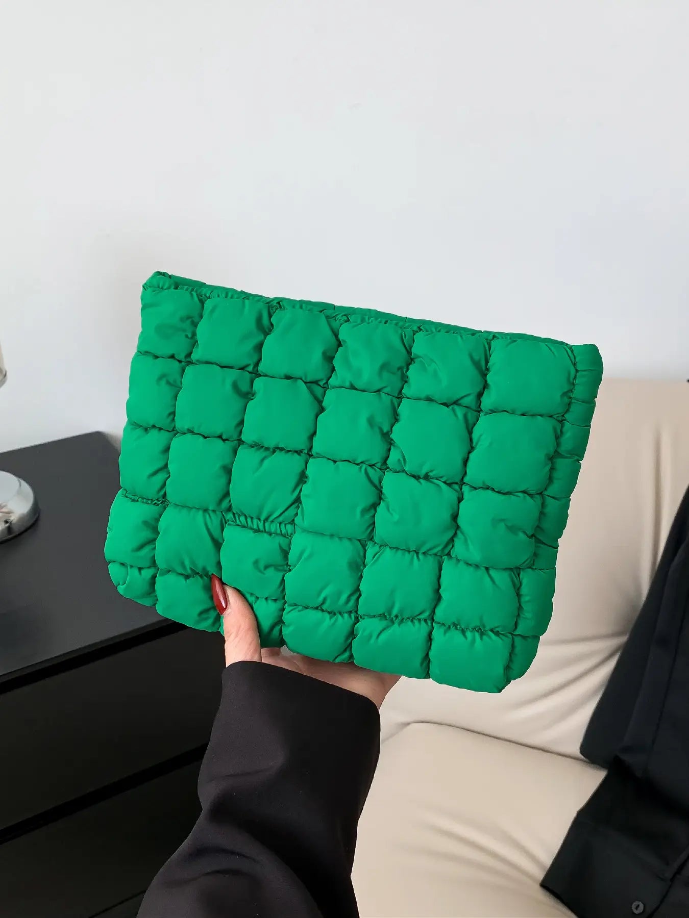 Ladies' fashion quilted plaid convenient makeup bag, casual solid color pleated design lightweight large-capacity storage bag, Portable Cosmetic Bag, Travel Beauty Bag, Cosmetic Travel Bags, Makeup Organizer Pouch, Cosmetic Pouch, Cosmetics Accessories